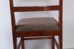 conjunto-de-cadeiras-em-madeira-amendoin4