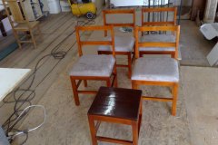 conjunto-de-cadeiras-em-madeira-amendoin6