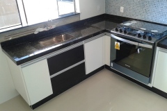 cozinha-em-L-preto-e-branco1