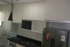 cozinha-MRV-com-detalhes-em-preto3