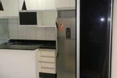 cozinha-MRV-com-detalhes-em-preto8