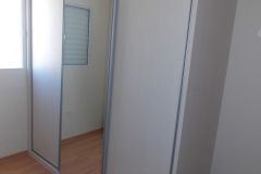 guarda-roupa-rovere-bianco-com-porta-de-espelho1