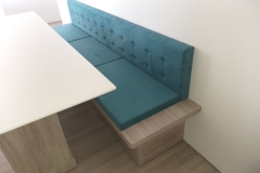 mesa-Jantar-com-banco-em-veludo-tampo-de-vidro2