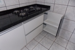 pia-com-cooktop-preto-e-branco1