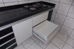 pia-com-cooktop-preto-e-branco2