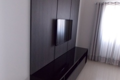 Rack-preto-lacca-com-painel-Norus5